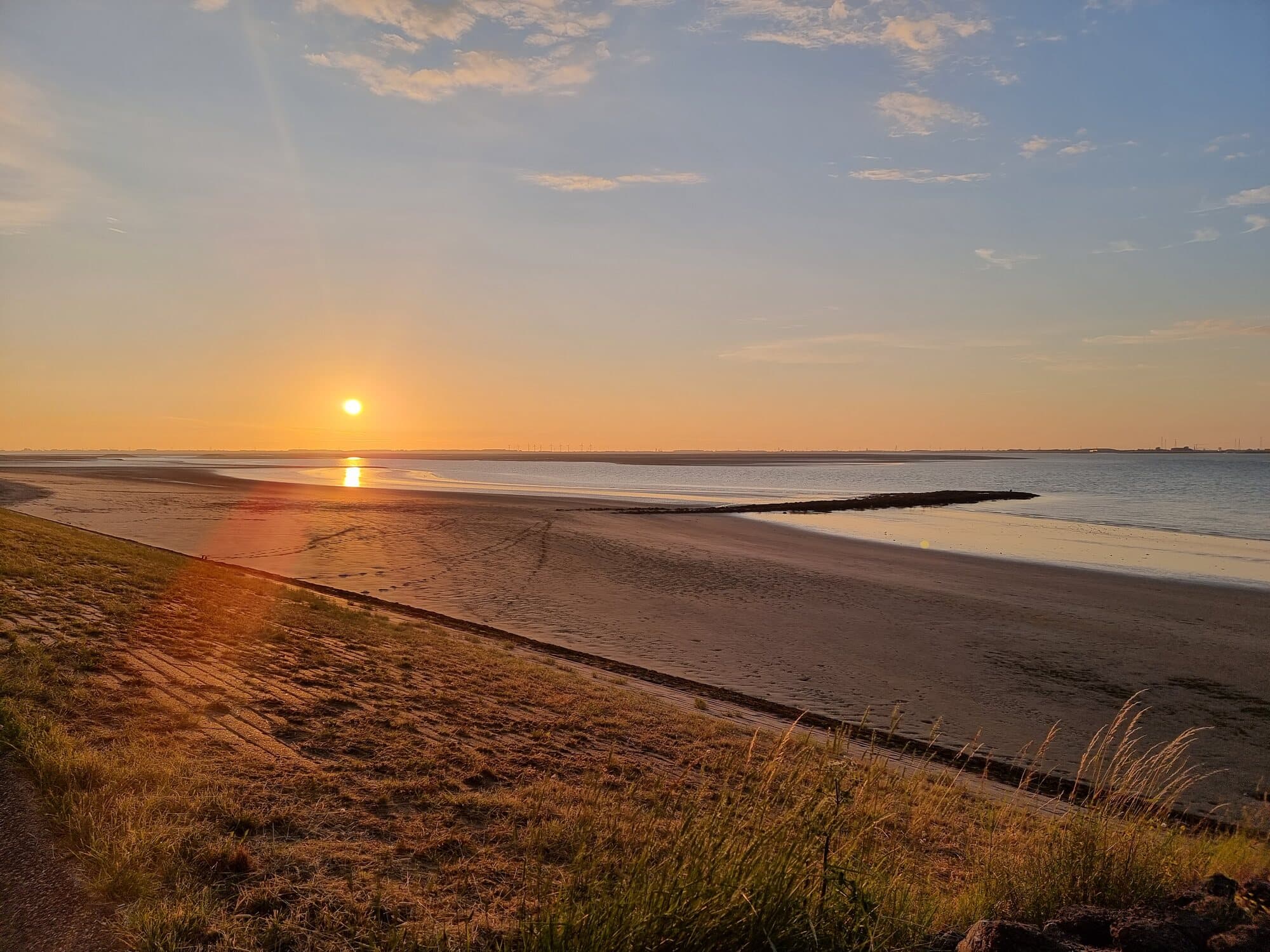 Zonsondergang over de Westerschelde bij Waterzande